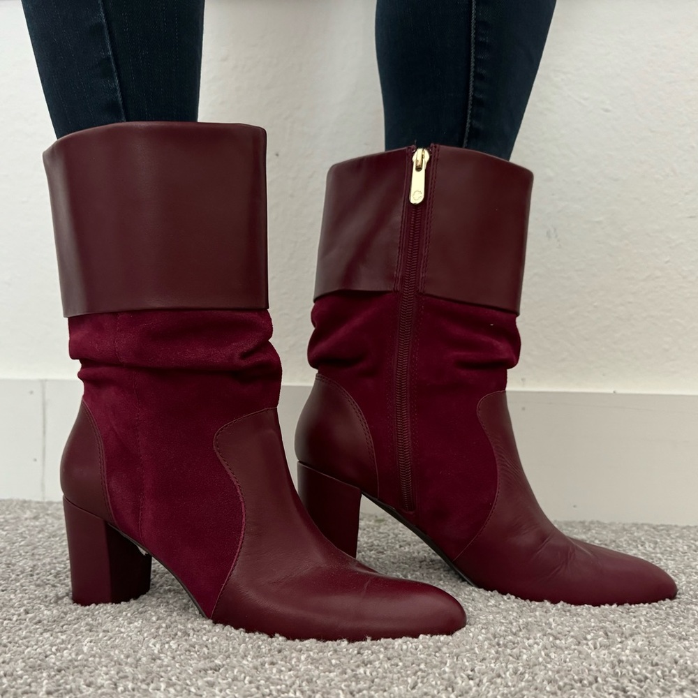 Leather and suede maroon cuffed ankle boots, size 9